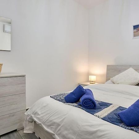Two Bedroom Apartment In Xemxija, เซนต์พอลส์เบย์ ภายนอก รูปภาพ
